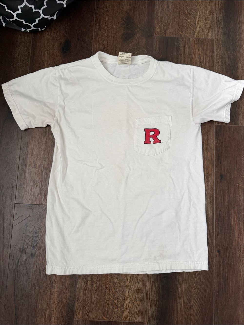Rutgers Women’s Comfort Colors TShirt